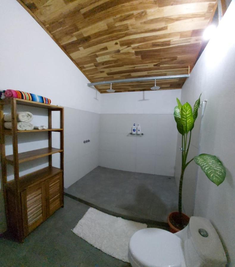 Scarlet House Villa Carate Exterior foto